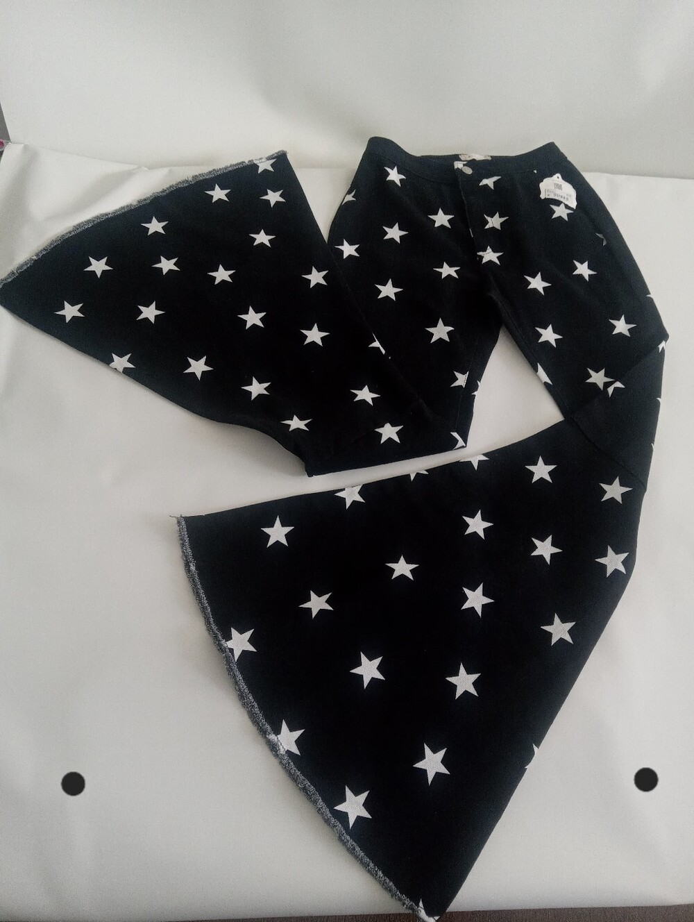 NWT Altar’d State Retro Bell Bottom Star Jeans Stretch Denim size S